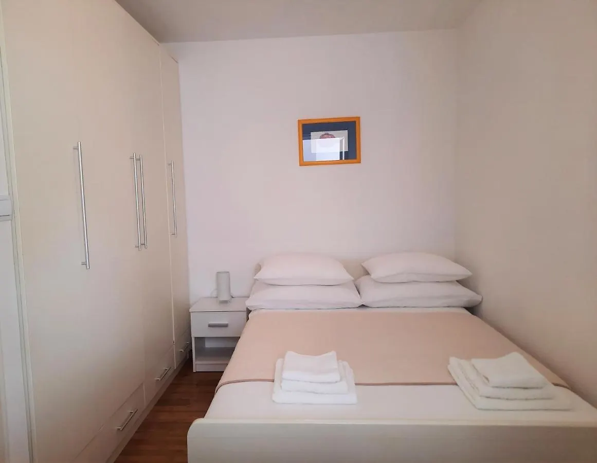 Apartment Mato Barbariga