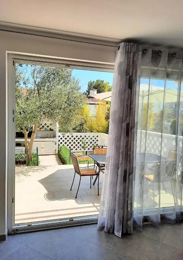 Apartment Mato Barbariga 0*,  Chorvatsko