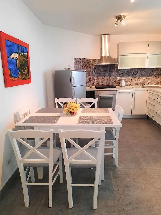 Apartment Mato Barbariga
